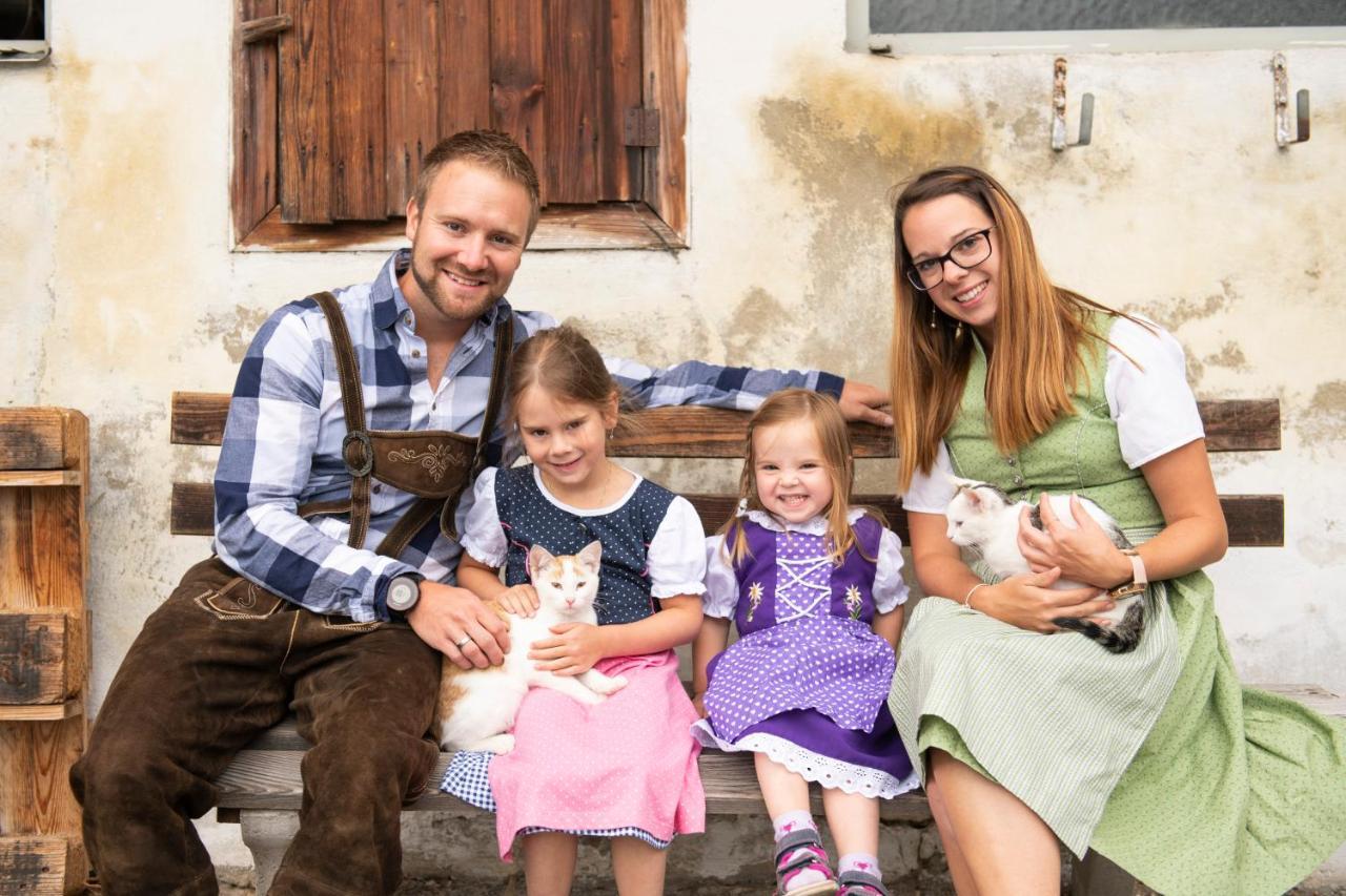 Familienhotel Berger Sankt Jakob im Walde Ngoại thất bức ảnh